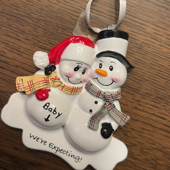 ✨Host Pick✨ We’re expecting! Ornament - Picture 3 of 5